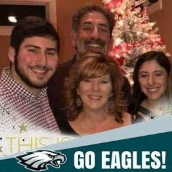 Meet your Posher, Kim - Picture 1 of 1